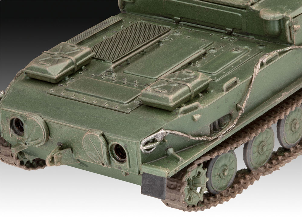 REVELL Maketa Transportni tenk BTR-50PK RV03313 - detalj