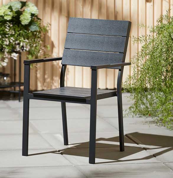 Garnitura za terasu Sto i dve stolice Grazio - detalj