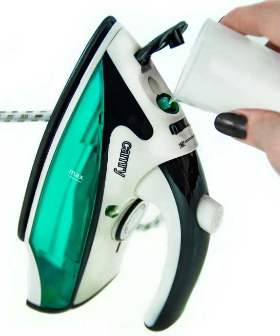 Putna pegla na paru Camry CR5024 - detalj