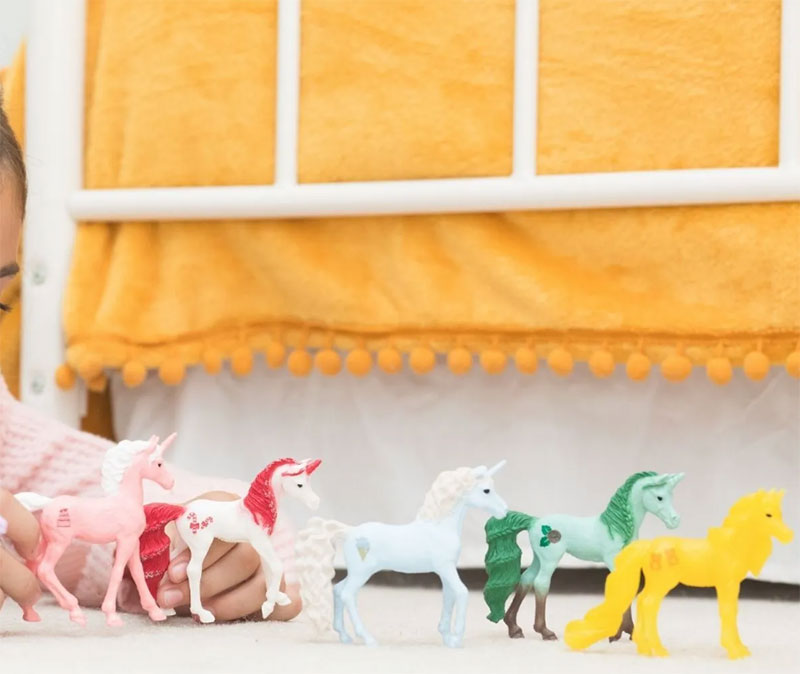 Schleich Bayala figurice - Jednorog Lizalica 70729 - detalj