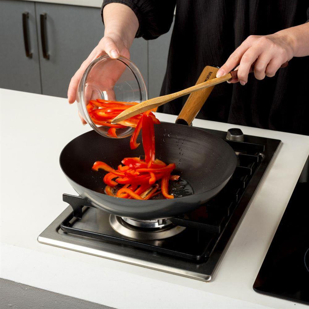 Wok tiganj 28 cm Nava NV10-166-011 - detalj