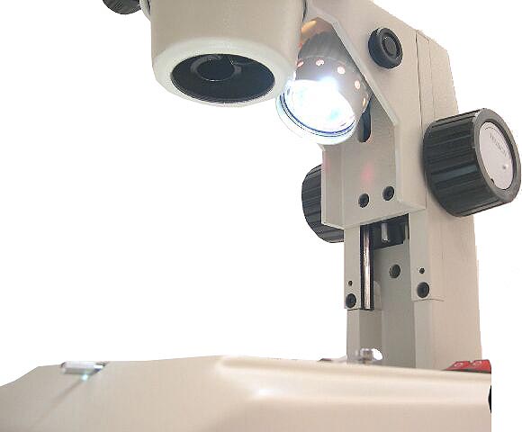Profesionalni trinokularni mikroskop STM-6 - detalj