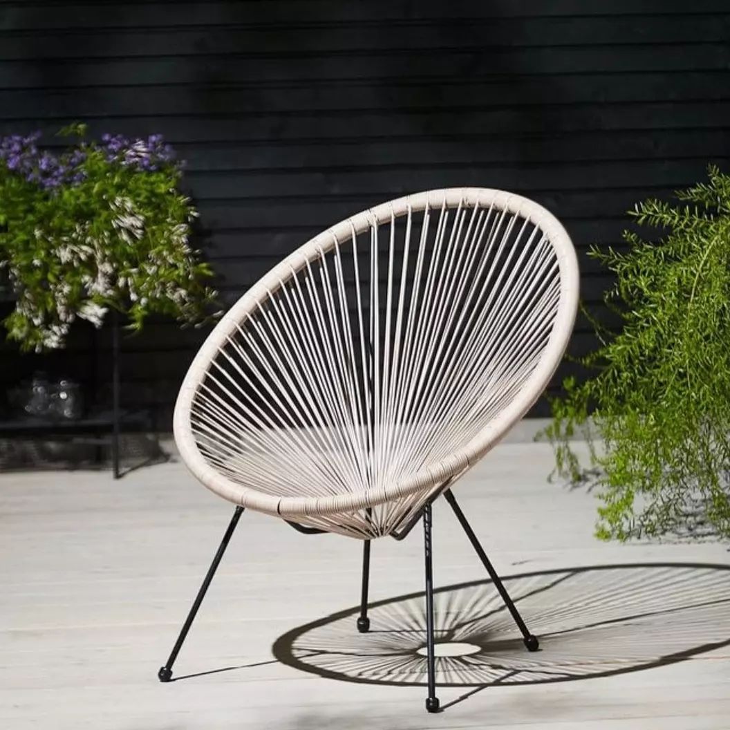 Garnitura Suriname Natur Black - 2 Fotelje i Stočić - Čelik i PE Ratan - detalj