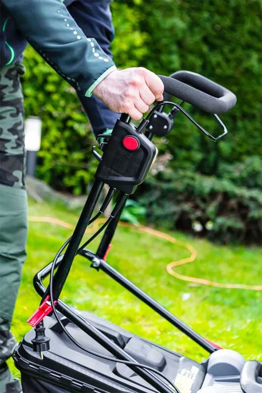 Električna kosačica za travu Graphite 59G474 - detalj