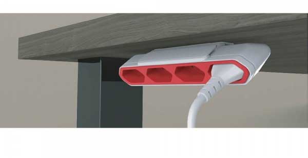 PowerBar produžni kabl sa nosačem i 4 C-utičnice 1.5m Red - detalj