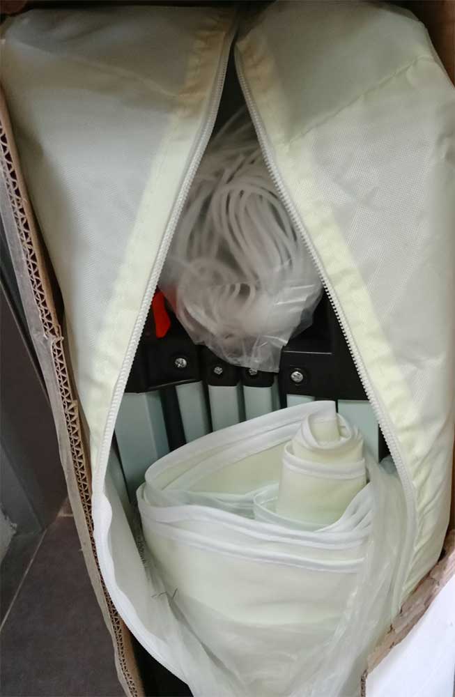 Paviljon sa sklopivom konstrukcijom Tara 3x3m - detalj