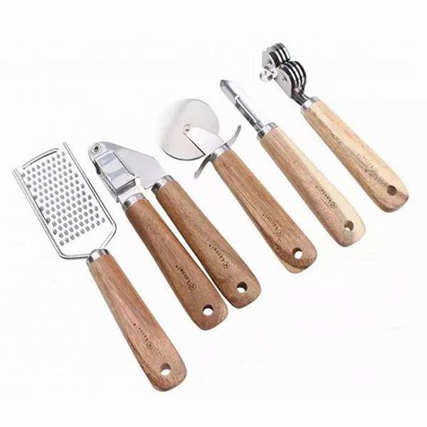 Kassel Kuhinjski pribor Set 5 Delova - detalj