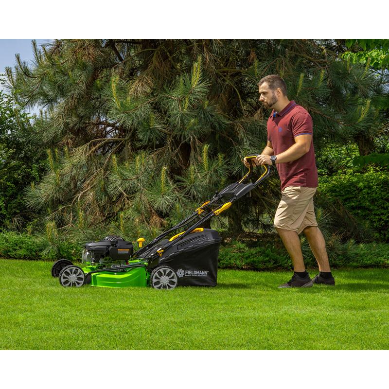 Fieldmann FZR 4615-20LiBES samohodna benzinska kosilica za travu sa elektronskim paljenjem - detalj