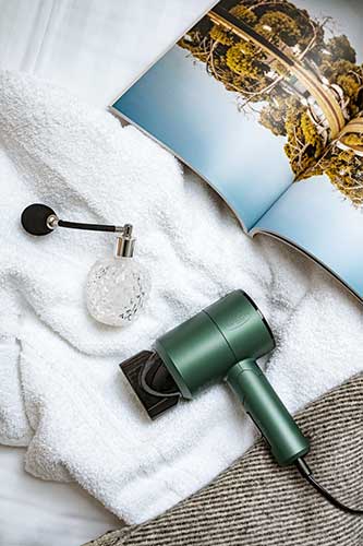 Fen za kosu sa sklopivom ručkom 1200W Adler AD2265 - detalj