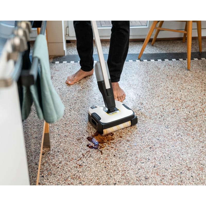 KARCHER FC 2-4 Battery Set Akumulatorski čistač tvrdih podova - detalj