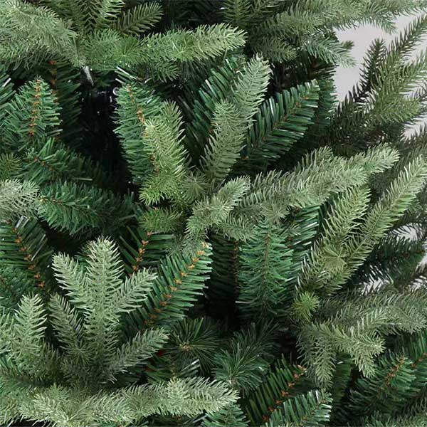 Gusta novogodišnja jelka SP 180cm 250305 - detalj