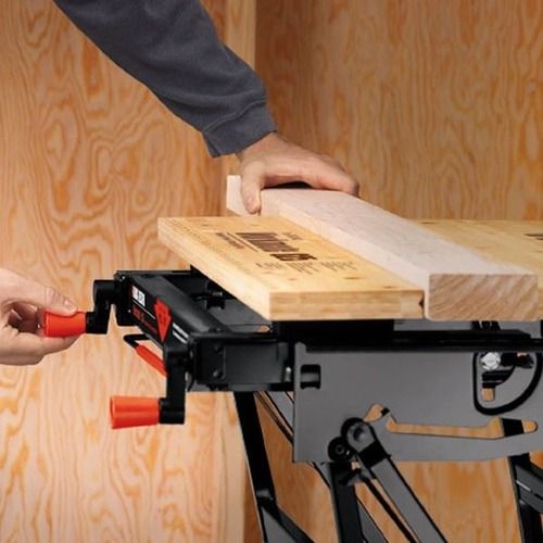 Sklopivi radni sto Black+Decker WM825 - detalj