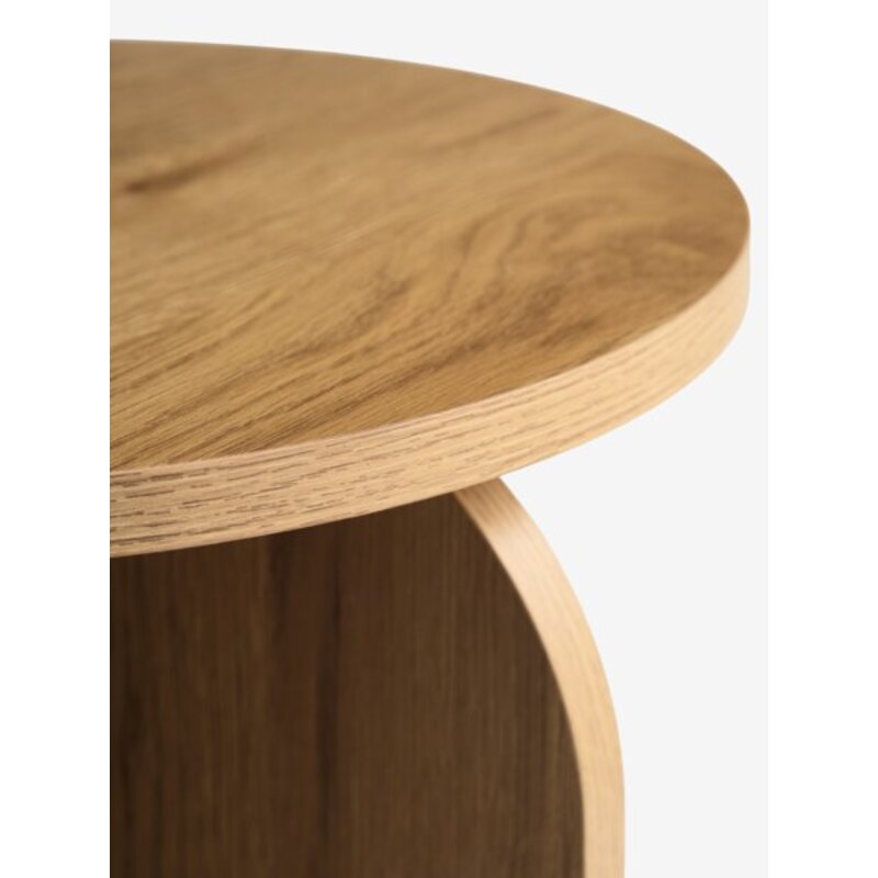 Stočić LYNGS 59cm topao hrast boja - detalj