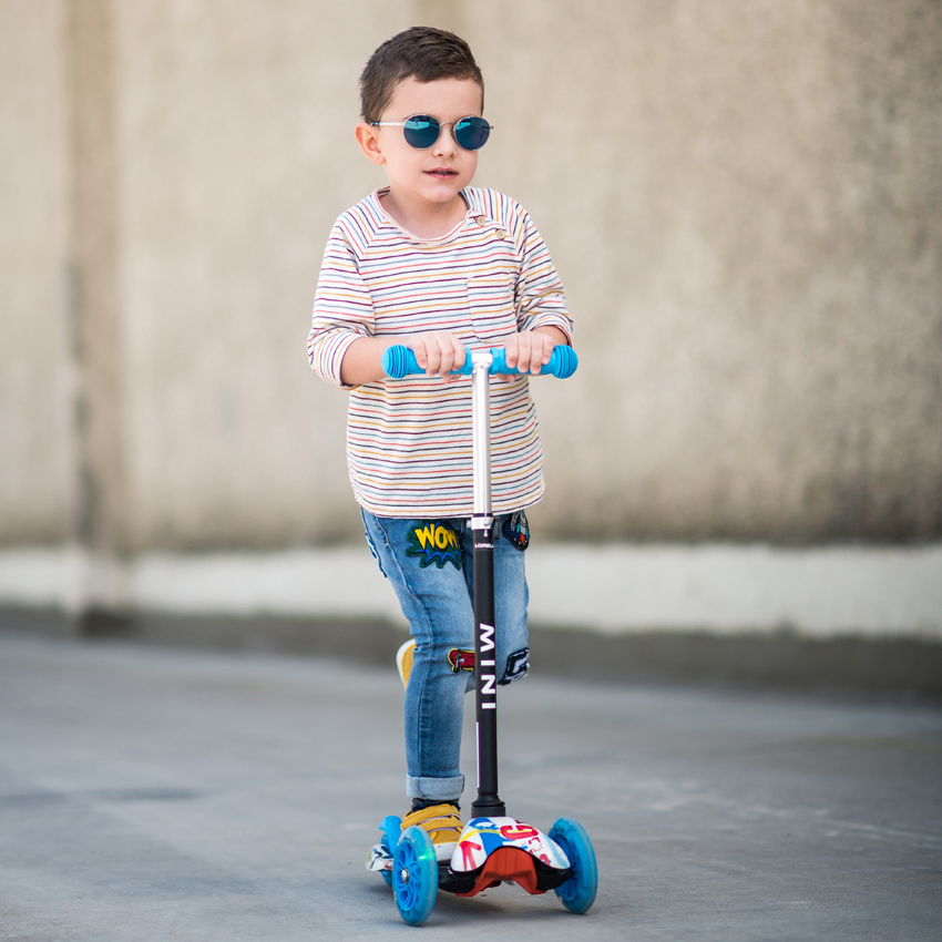 Lorelli Trotinet sa točkovima koji svetle Mini Pink 10390010004 - detalj