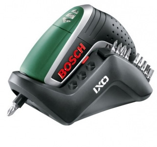 Aku zavrtač BOSCH IXO IV sa opremom - detalj