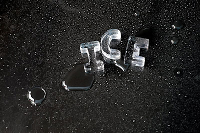 SuckUK Modla za led IceIceBaby  - detalj