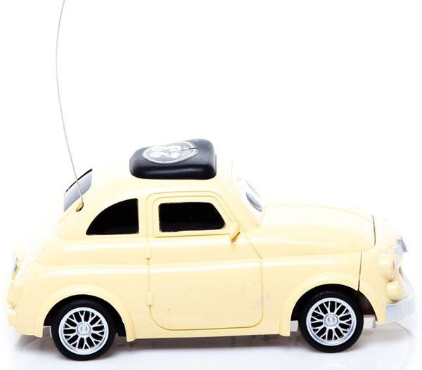 Auto sa daljinskim upravljanjem Cars - Italy žuti - detalj