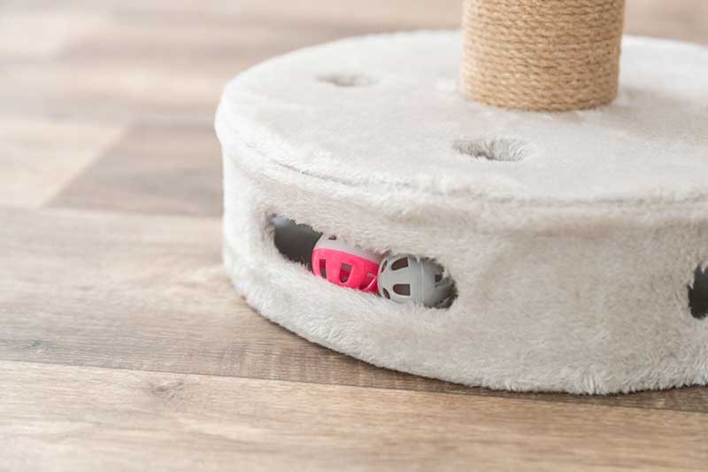 Stubna grebalica za mačke sa ležaljkom 54cm Dalia Trixie 48117 - detalj