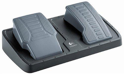 Logitech® Formula Vibration Feedback volan sa pedalama - detalj