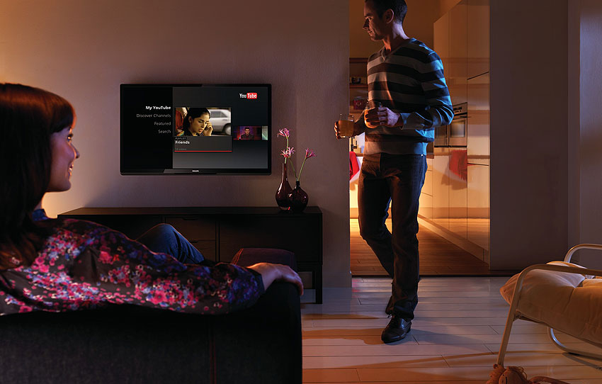 Smart LED Full HD TV 37 inča Philips 37PFL3507H/12 - detalj