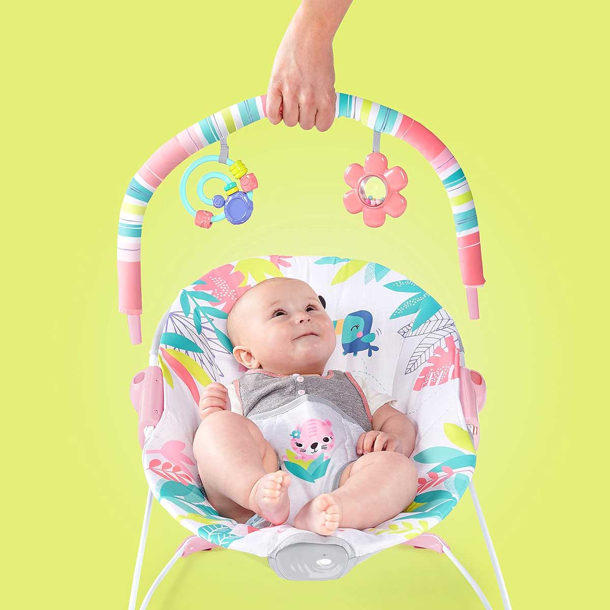 Bright Starts™ Vibrirajuća njihalica za bebe Flamingo vibracije 12228 - detalj