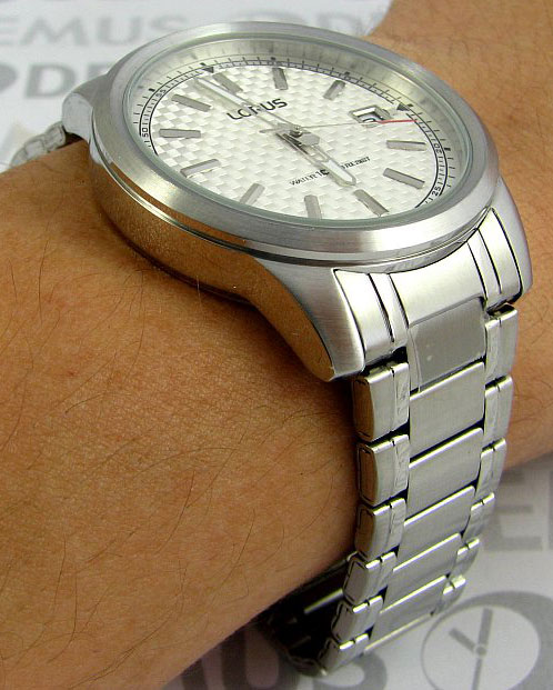 Muški Ručni Sat Lorus RXH61JX9 - detalj