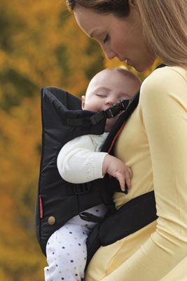 Infantino Kengur nosiljka Swift black 7450013 - detalj