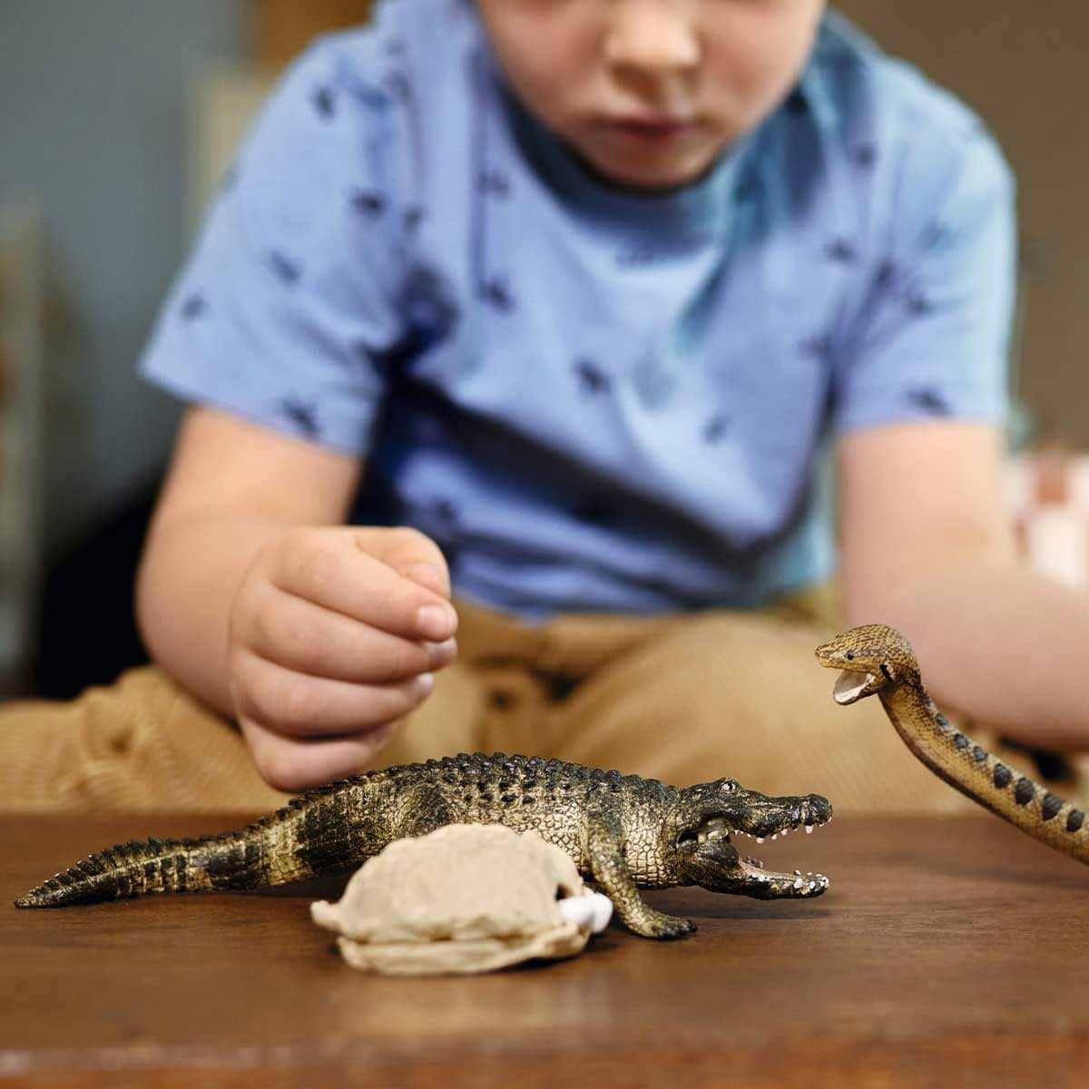 Schleich® Figure Divlje životinje Opasnost u močvari - aligator i anakonda 42559 - detalj