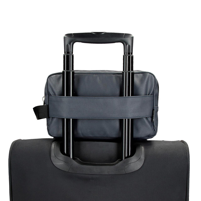 Neseser za muškarce Pepe Jeans Hatfield navy blue 77744 - detalj