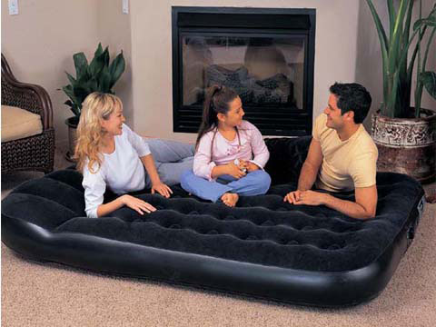 Bračni dušek na naduvavanje sa nožnom pumpom - Bestway 67331 - detalj