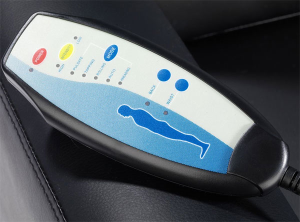 Masažna fotelja York od crne veštačke kože - detalj