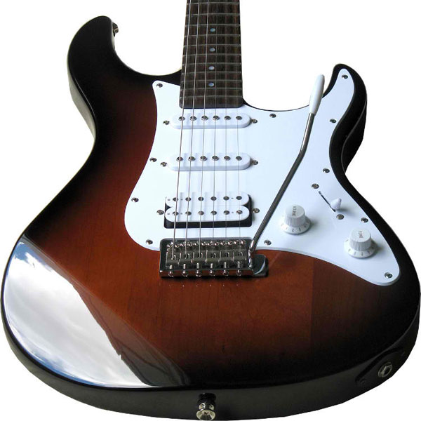 Yamaha Pacifica 112J Old Violin Sunburst električna gitara 13441 - detalj