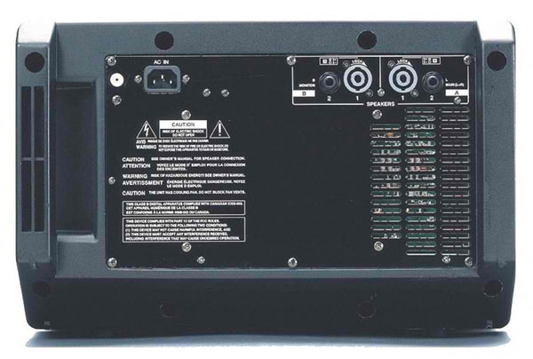 Mikseta Yamaha EMX212S powered mixer 17244 - detalj