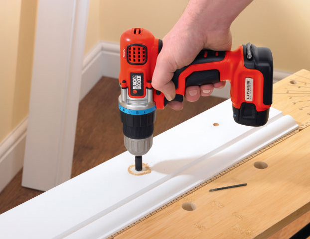 Black n Decker Akumulatorska Bušilica Odvijač EGBL108KB - detalj