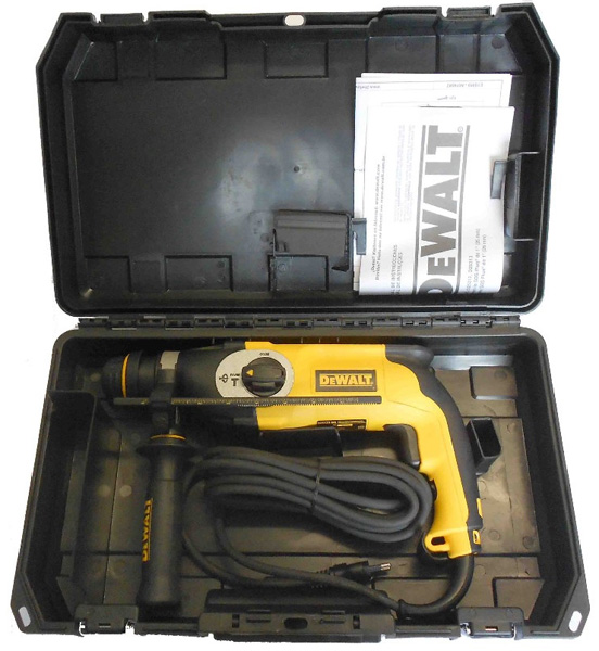 DeWalt Elektro Pneumatski Čekić SDS Plus D25123K - detalj