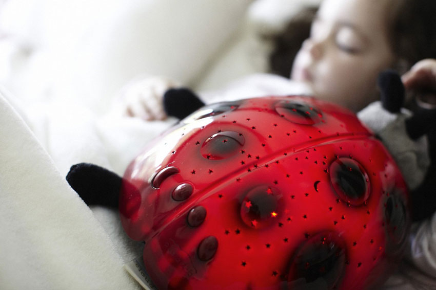 Cloud B Zvezdana BubaMara Projektor - Red - detalj