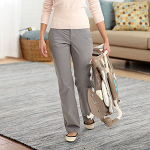 InGenuity 2u1 Ljuljaska i Ležaljka sa vibracijom Sahara Burst - detalj