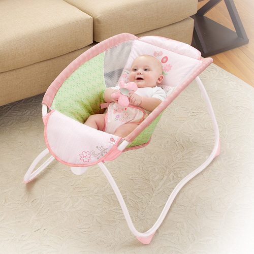 Bright Starts Kolevka - ležaljka za bebe roze - detalj