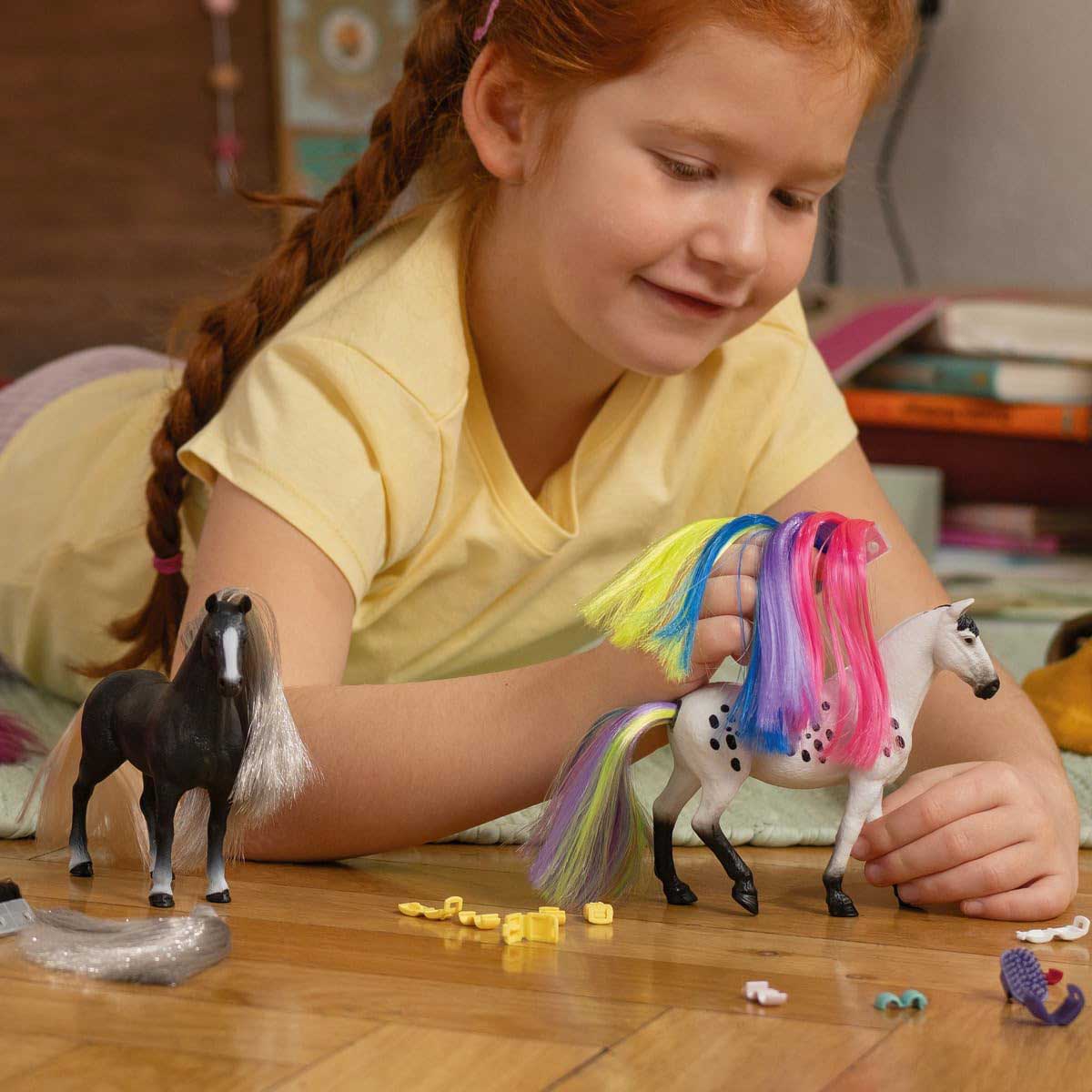 Schleich® Horse Club figure - Konji za ulepšavanje - Šarena griva i rep za konja 42654 - detalj