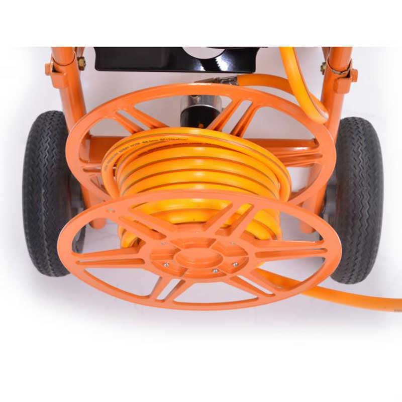 Motorna prskalica za voće na kolicima Villager VS 30 027967 - detalj