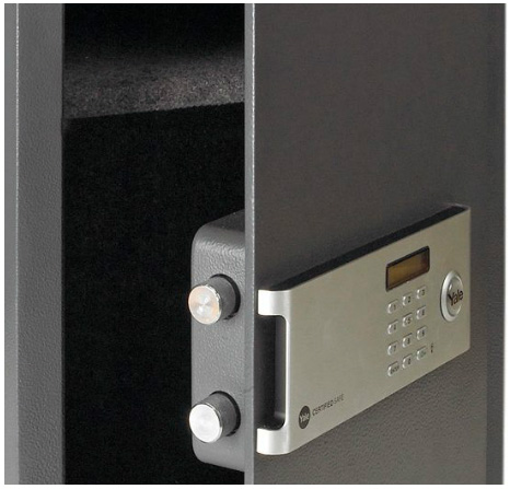 Sef velikih dimenzija Yale 520x350x360cm - detalj