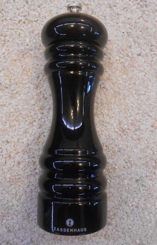 ZASSENHAUS Mlin za biber, so i druge začine Berlin crni sjaj 24cm - detalj