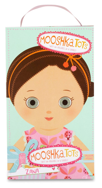 Mooshka Tots Maška Lutka  Zana ZF940310 - detalj