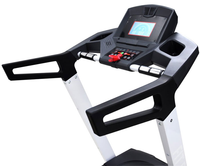 Motorna traka za trčanje B-PRO 6.0 X-plorer do 130kg - detalj