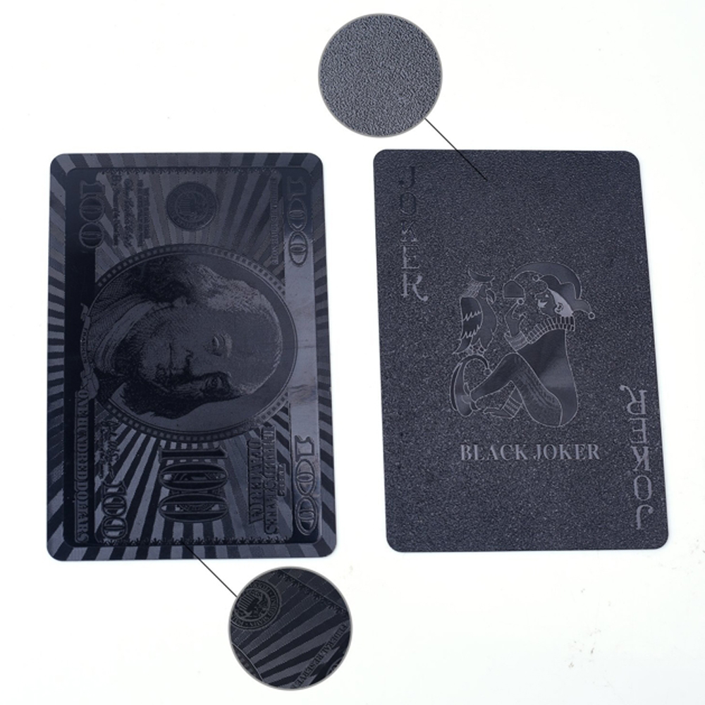 Špil crnih karata za igru - detalj
