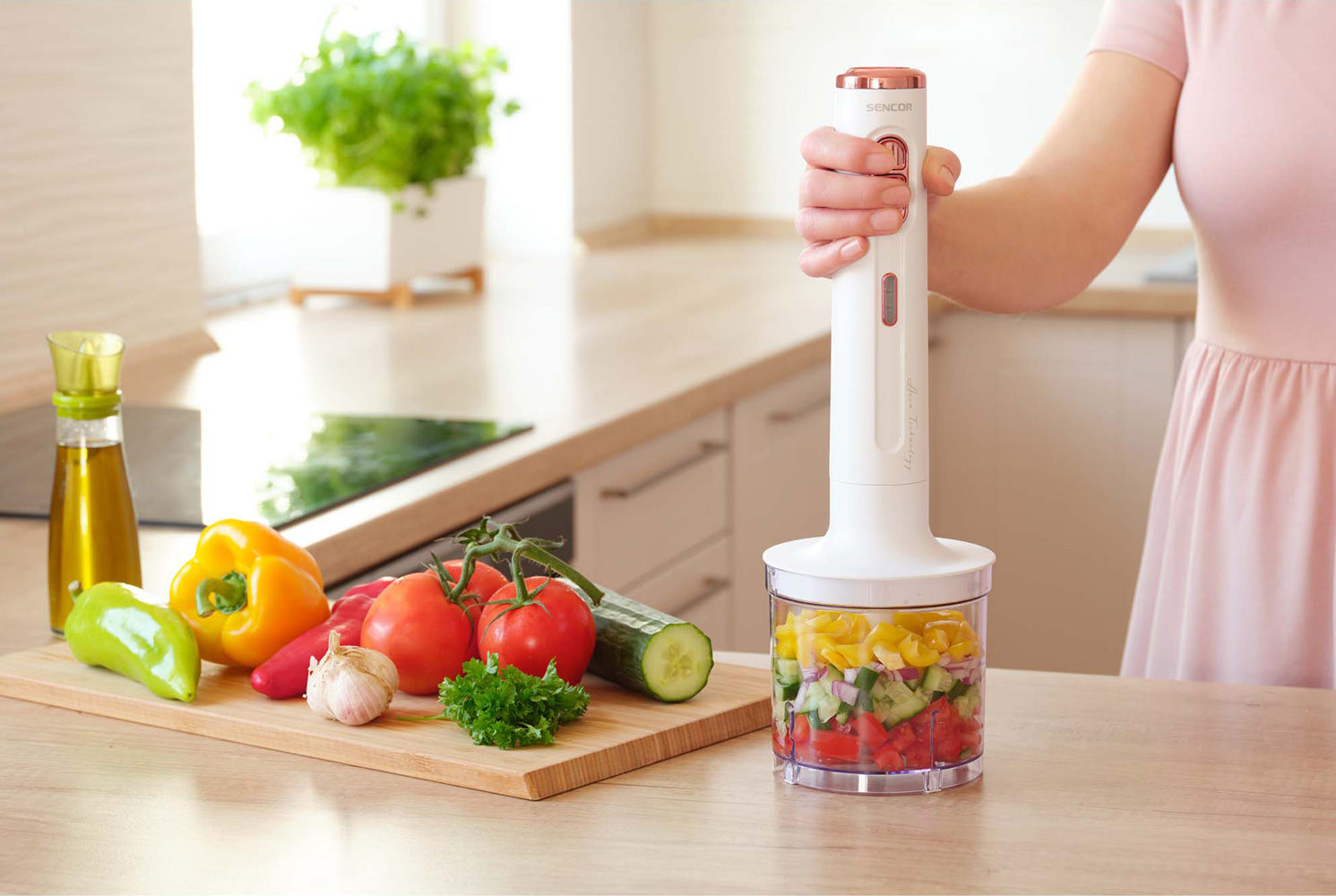 Bežični ručni blender 3u1 Sencor SHB 9000WH - detalj