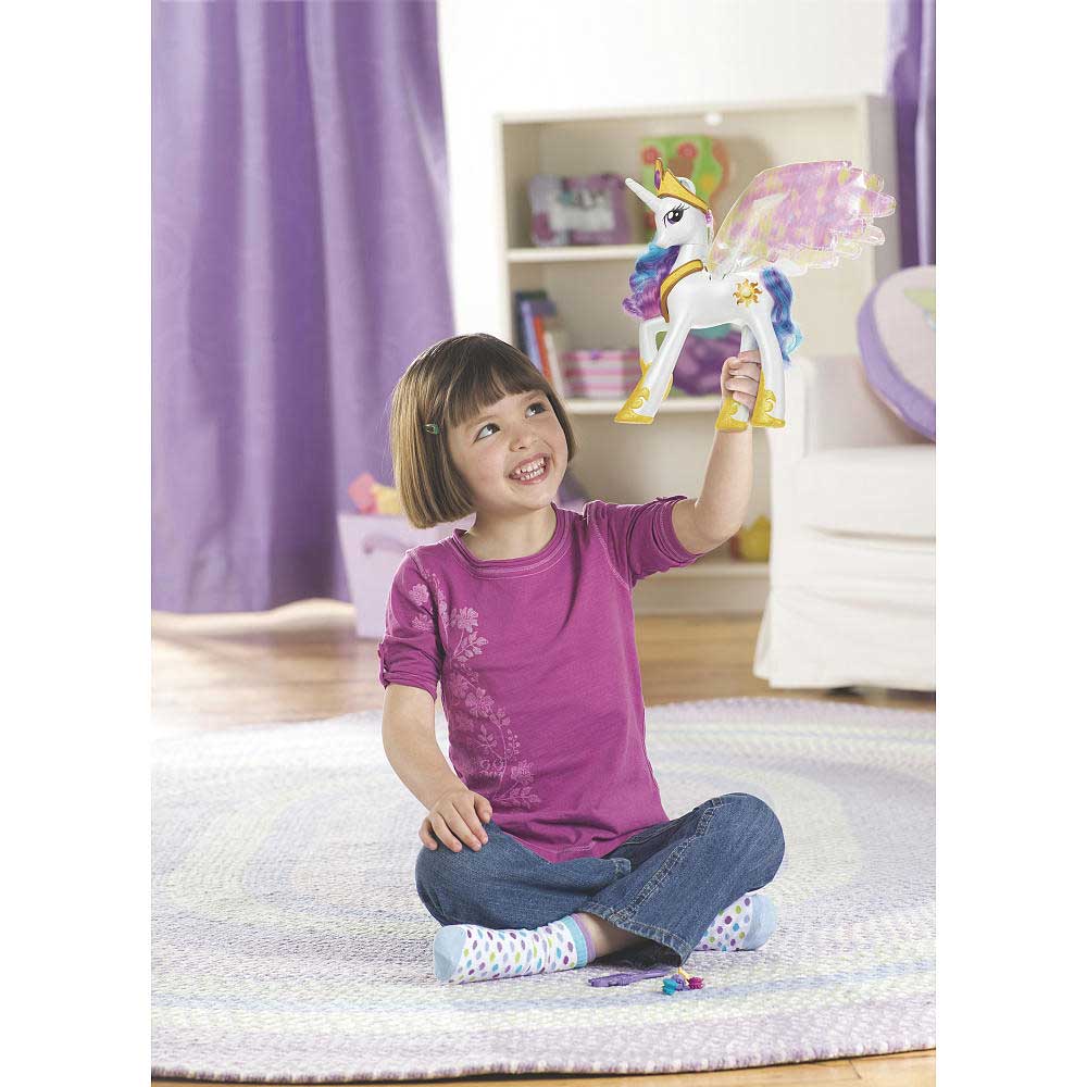 Hasbro My Little Pony Princeza Celestia koja priča A0633 - detalj