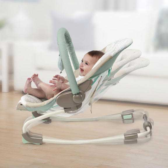 Ingenuity Automatska bebi njihalica do 18kg sa vibracijom Lullaby Lamb - detalj