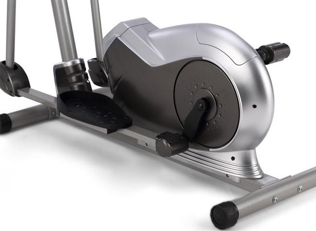 Eliptični trenažer Xplorer Evita 6730 - detalj