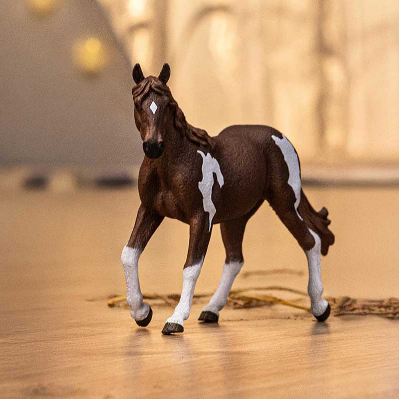 Schleich® Figurice Konji Paint kobila 14901 - detalj